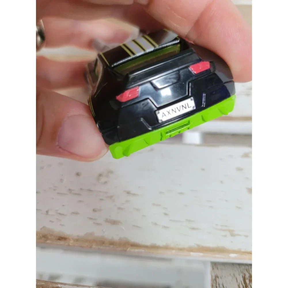Hot Wheels twin junction 2019 race car green black racing‎